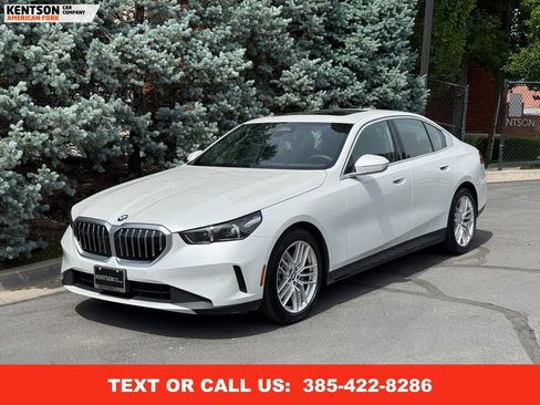 Used 2025 BMW 530i xDrive 530i xDrive image 3