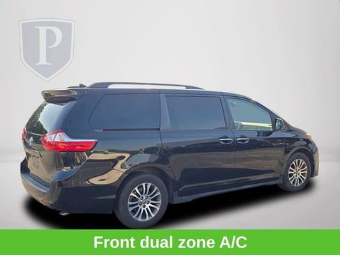 Used 2018 Toyota Sienna XLE FWD image 7