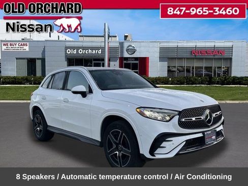 Used 2025 Mercedes-Benz GLC 300 4MATIC w/ AMG Line image 6