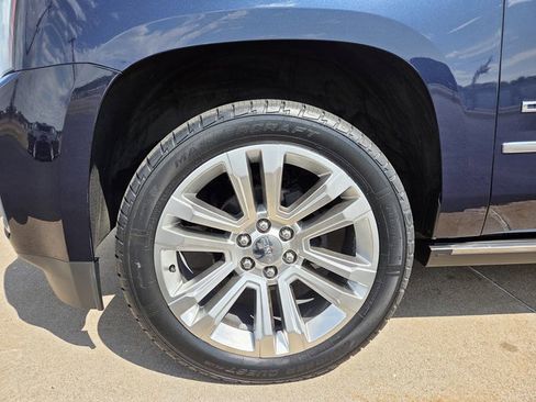 Used 2019 GMC Yukon XL Denali w/ Denali Ultimate Package AWD/4WD image 41