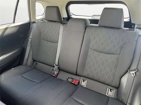 Used 2022 Toyota Corolla Cross LE image 14