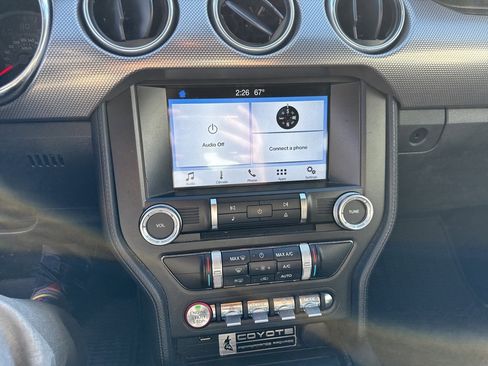 Used 2018 Ford Mustang GT w/ Equipment Group 301A image 7