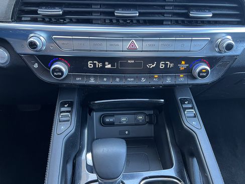 Used 2021 Kia Telluride EX w/ EX Premium Package AWD/4WD image 28