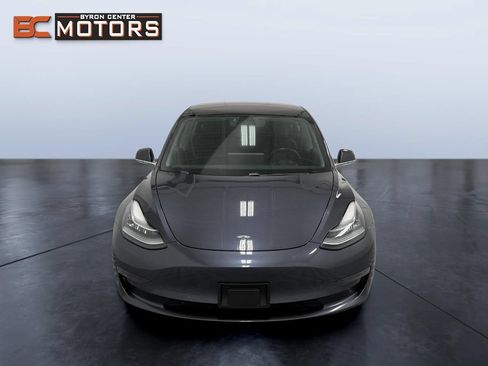 Used 2018 Tesla Model 3 Long Range RWD image 8