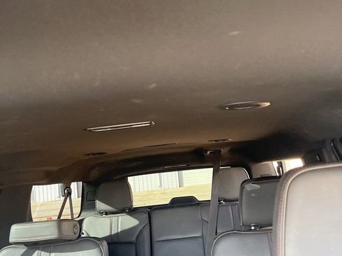 Used 2024 Chevrolet Suburban RST w/ Luxury Package image 18