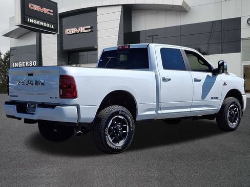 Used 2026 RAM 2500 Laramie AWD/4WD image 25