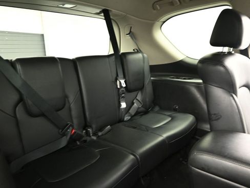 Used 2024 Nissan Armada SL w/ Captain's Chairs Package RWD image 10