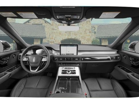 Used 2023 Lincoln Aviator Reserve w/ Elements Package Plus image 8