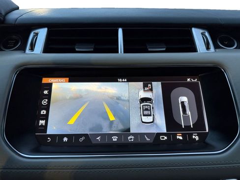 Used 2017 Land Rover Range Rover Sport SVR image 15