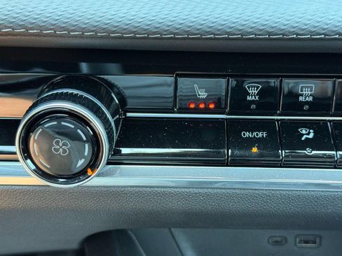 New 2026 Chevrolet Equinox LT w/ Safety and Technology Package AWD/4WD image 13