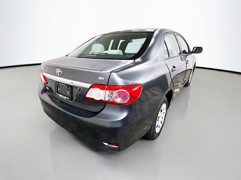 Used 2011 Toyota Corolla LE image 4