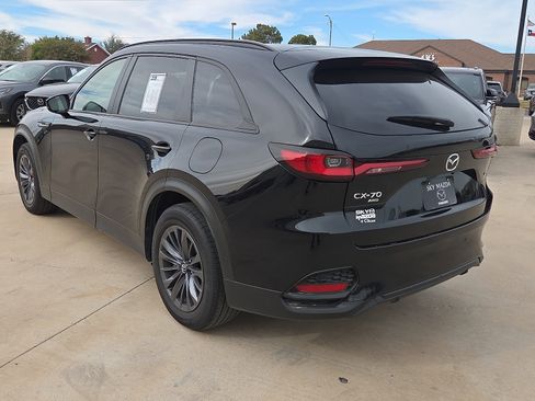 Used 2025 MAZDA CX-70 3.3 Turbo w/ Preferred Package image 4