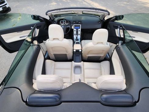 Used 2012 Volvo C70 T5 w/ Climate Pkg image 33