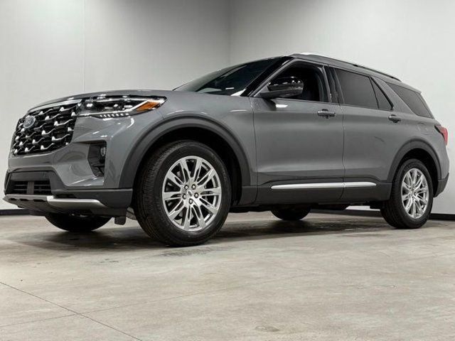 Used 2026 Ford Explorer Platinum RWD image 5