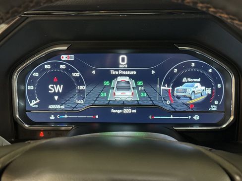 Certified 2024 GMC Sierra 1500 AT4 w/ Technology Package image 30