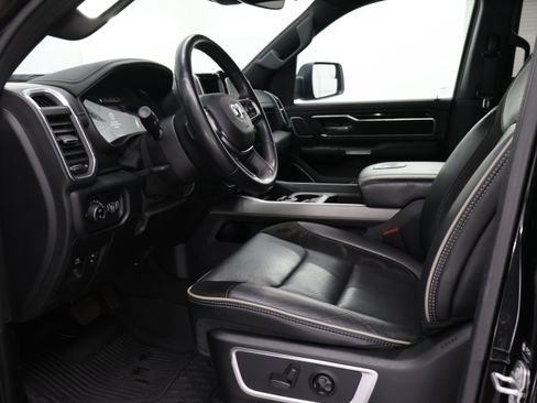 Used 2021 RAM 1500 Laramie AWD/4WD image 8