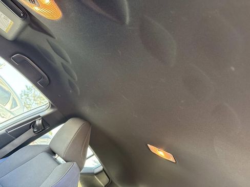 Used 2020 Toyota C-HR XLE image 46