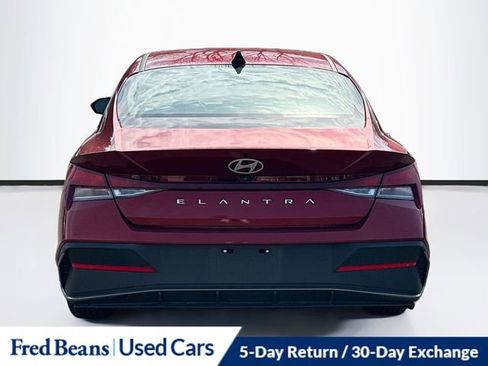 Used 2024 Hyundai Elantra SEL image 6
