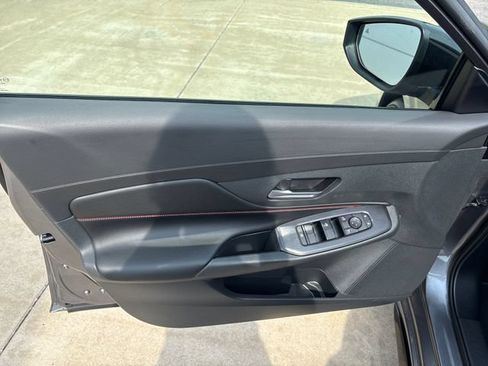 Certified 2026 Nissan Sentra SR w/ Floor Mat Package FWD image 10