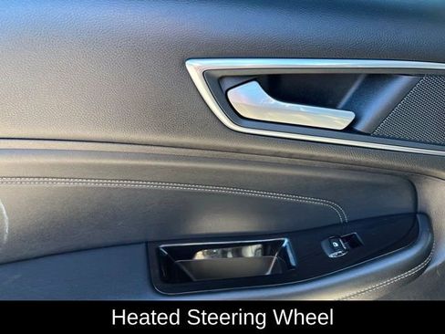 Used 2018 Ford Edge Titanium w/ Equipment Group 301A image 17