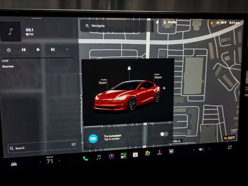 Used 2022 Tesla Model S Standard Range AWD/4WD image 23