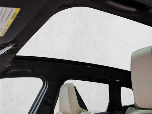 Certified 2025 BMW X3 xDrive30i w/ Convenience Package image 15