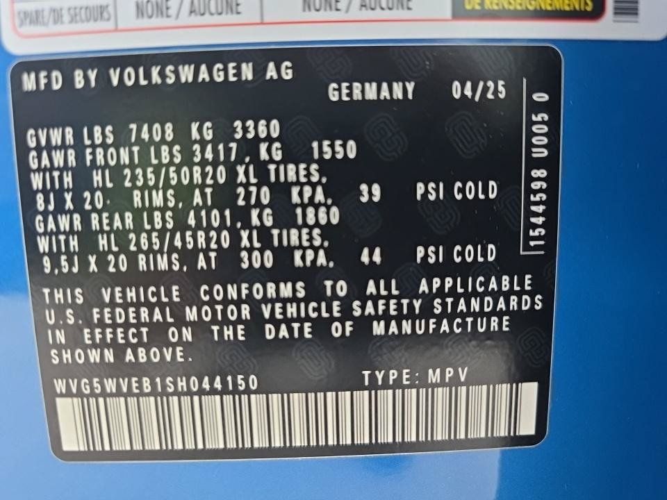 Used 2025 Volkswagen ID. Buzz 1st Edition RWD image 17