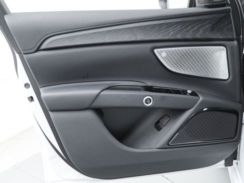 Certified 2023 Maserati Grecale Modena AWD/4WD image 19