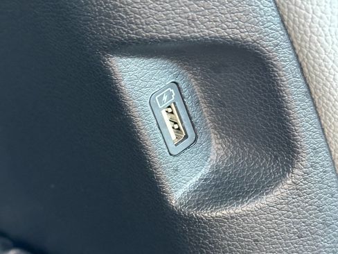 Used 2021 Hyundai Palisade SEL w/ Premium Package image 36