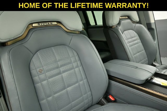 Used 2025 Rivian R1S Premium Dual AWD/4WD image 51