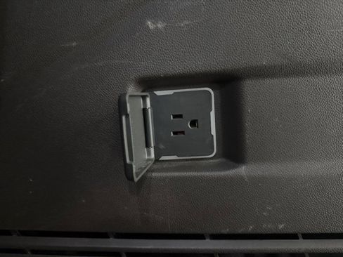 Used 2023 Chevrolet Tahoe LT image 29