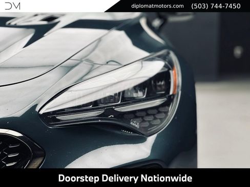 Used 2022 Kia Stinger GT1 AWD/4WD image 13