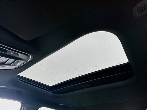 New 2025 Jeep Grand Cherokee L Altitude image 15