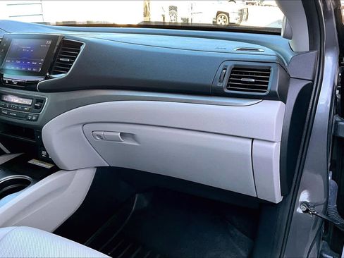 Used 2023 Honda Ridgeline RTL-E image 19