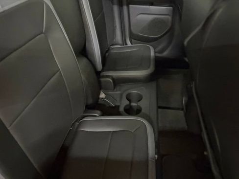 Used 2015 Chevrolet Colorado Z71 AWD/4WD image 15