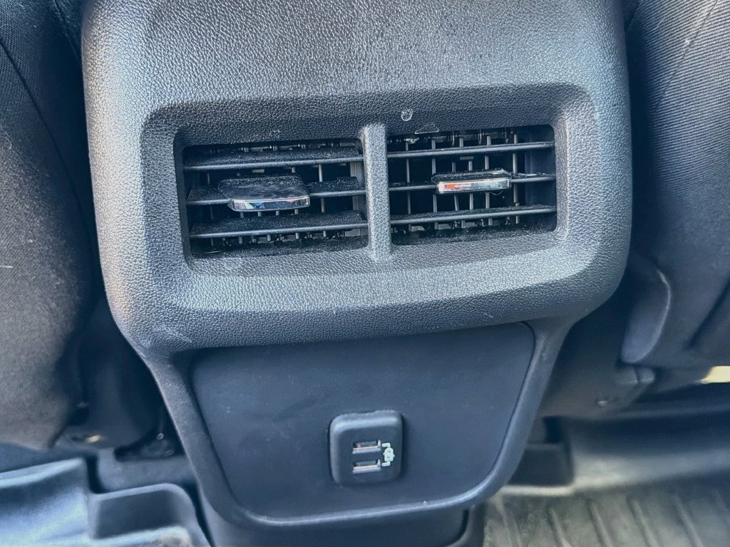 Used 2021 GMC Terrain SLE FWD image 27