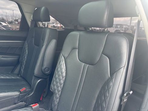 Used 2022 Kia Sorento SX image 10