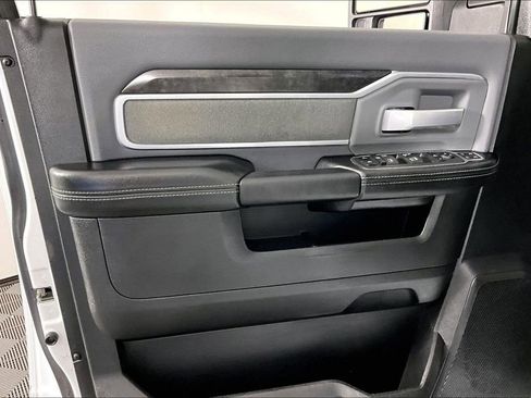 Used 2023 RAM 2500 Big Horn w/ Level 1 Equipment Group image 21