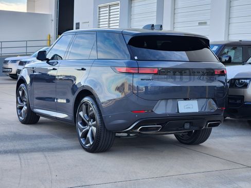Used 2024 Land Rover Range Rover Sport Dynamic SE image 4