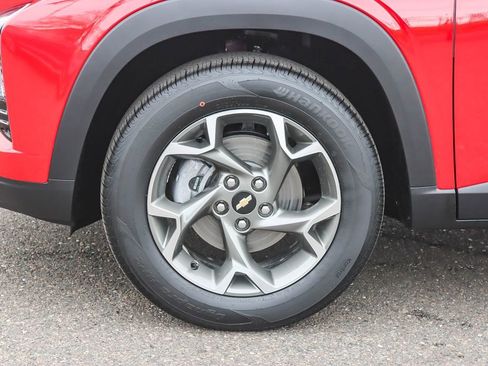 New 2026 Chevrolet Trax LT w/ Driver Confidence Package image 9