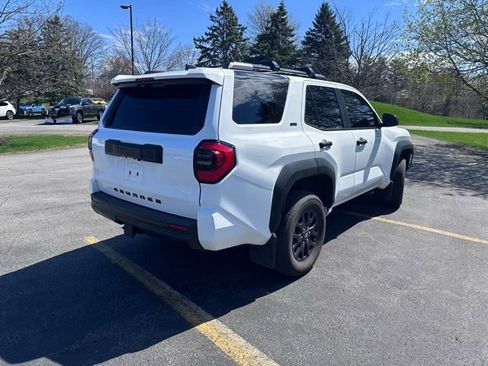 Used 2025 Toyota 4Runner SR5 image 3