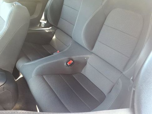 Used 2017 Ford Mustang Convertible image 9