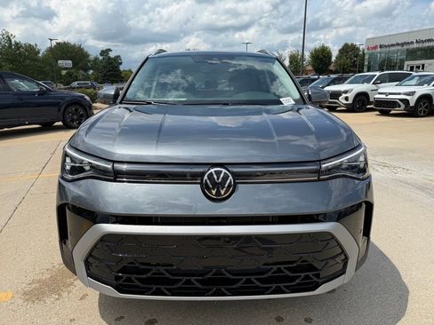 New 2025 Volkswagen Taos SEL image 2