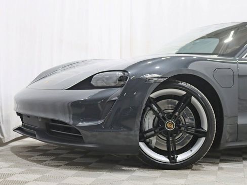 Used 2022 Porsche Taycan 4S image 3
