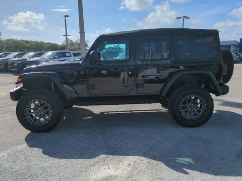 Used 2023 Jeep Wrangler Unlimited Rubicon w/ Steel Bumper Group image 7