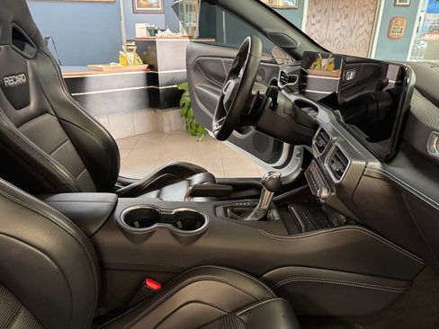 Used 2024 Ford Mustang GT Premium w/ GT Performance Package image 15