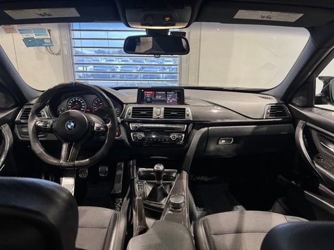 Used 2018 BMW M3 RWD image 28