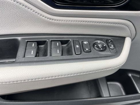 Used 2021 Honda Odyssey Touring image 12