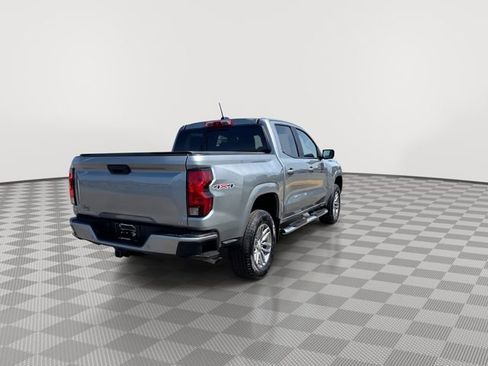 Certified 2024 Chevrolet Colorado LT w/ LT Convenience Package II AWD/4WD image 11