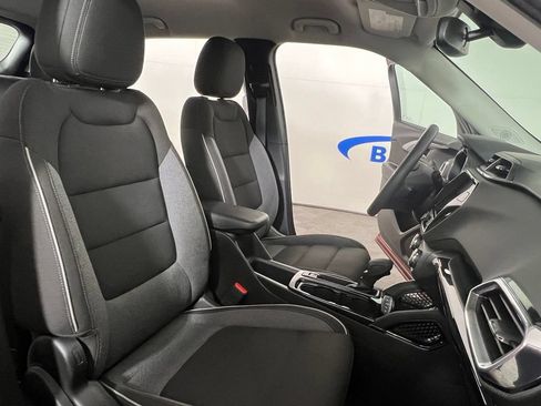 Certified 2021 Chevrolet TrailBlazer LT w/ Convenience Package AWD/4WD image 12